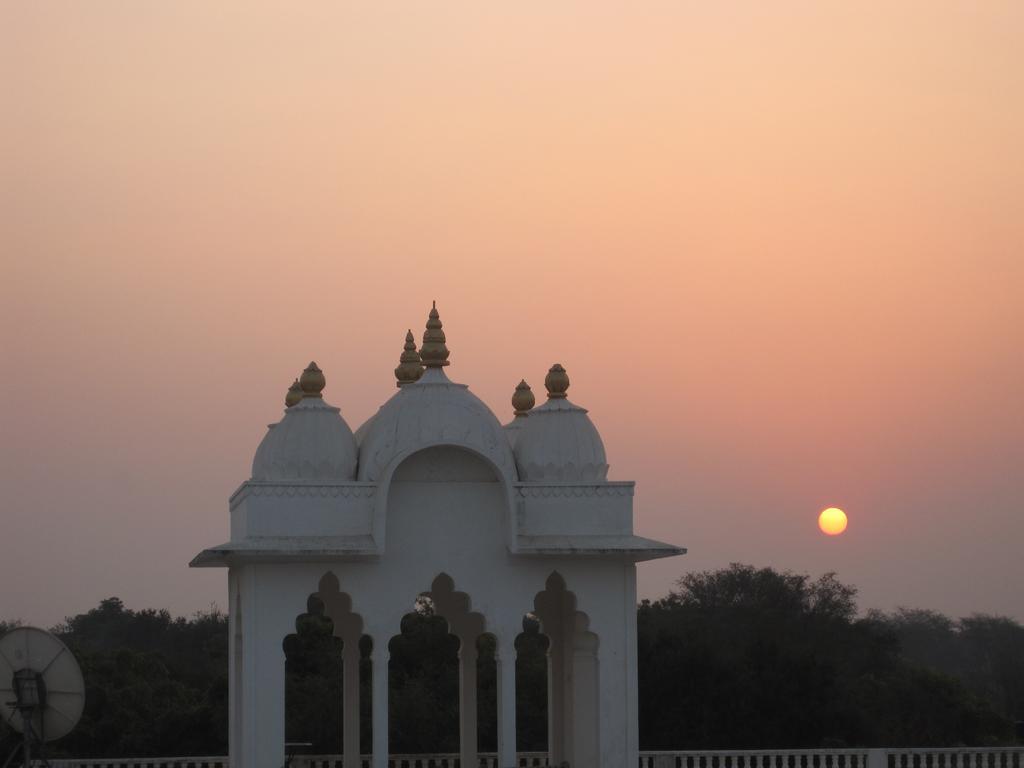 Savista Retreat Hotell Jaipur Exteriör bild