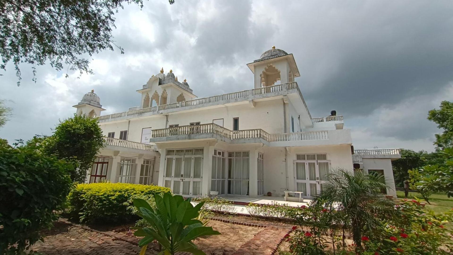 Savista Retreat Hotell Jaipur Exteriör bild